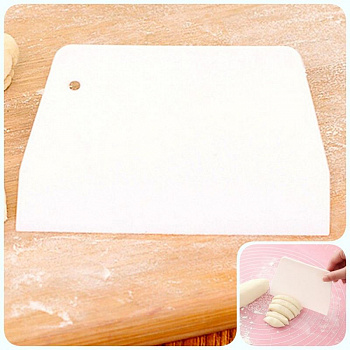 Кондитерский скребок пластик. прямой | высота 13, 15, 19 см